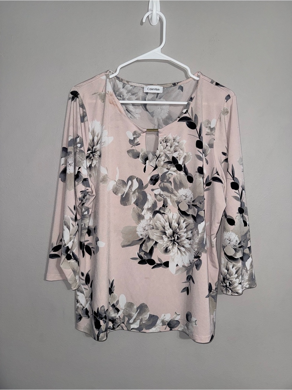 Calvin Klein Pink Floral Keyhole 3/4 Sleeve Top XL